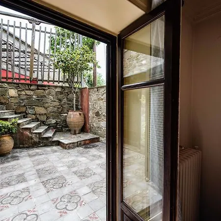 Mulberry House * Sithonia