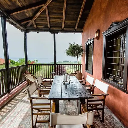 Mulberry House Sithonia