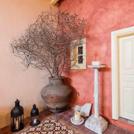 Mulberry House Villa *